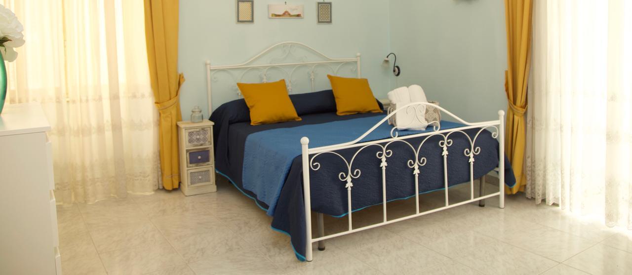 Bed and Breakfast La Terrazza Di Dante à Naples Extérieur photo