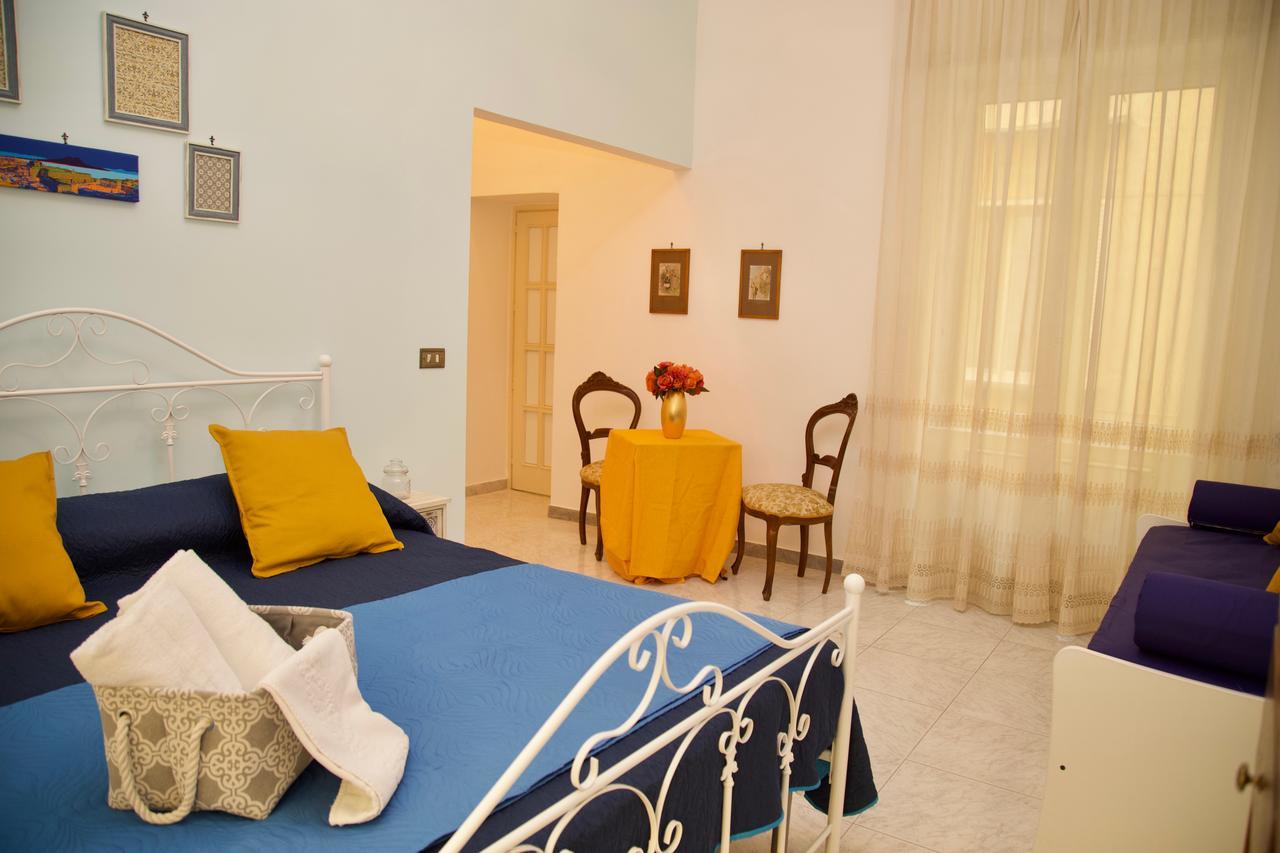 Bed and Breakfast La Terrazza Di Dante à Naples Extérieur photo