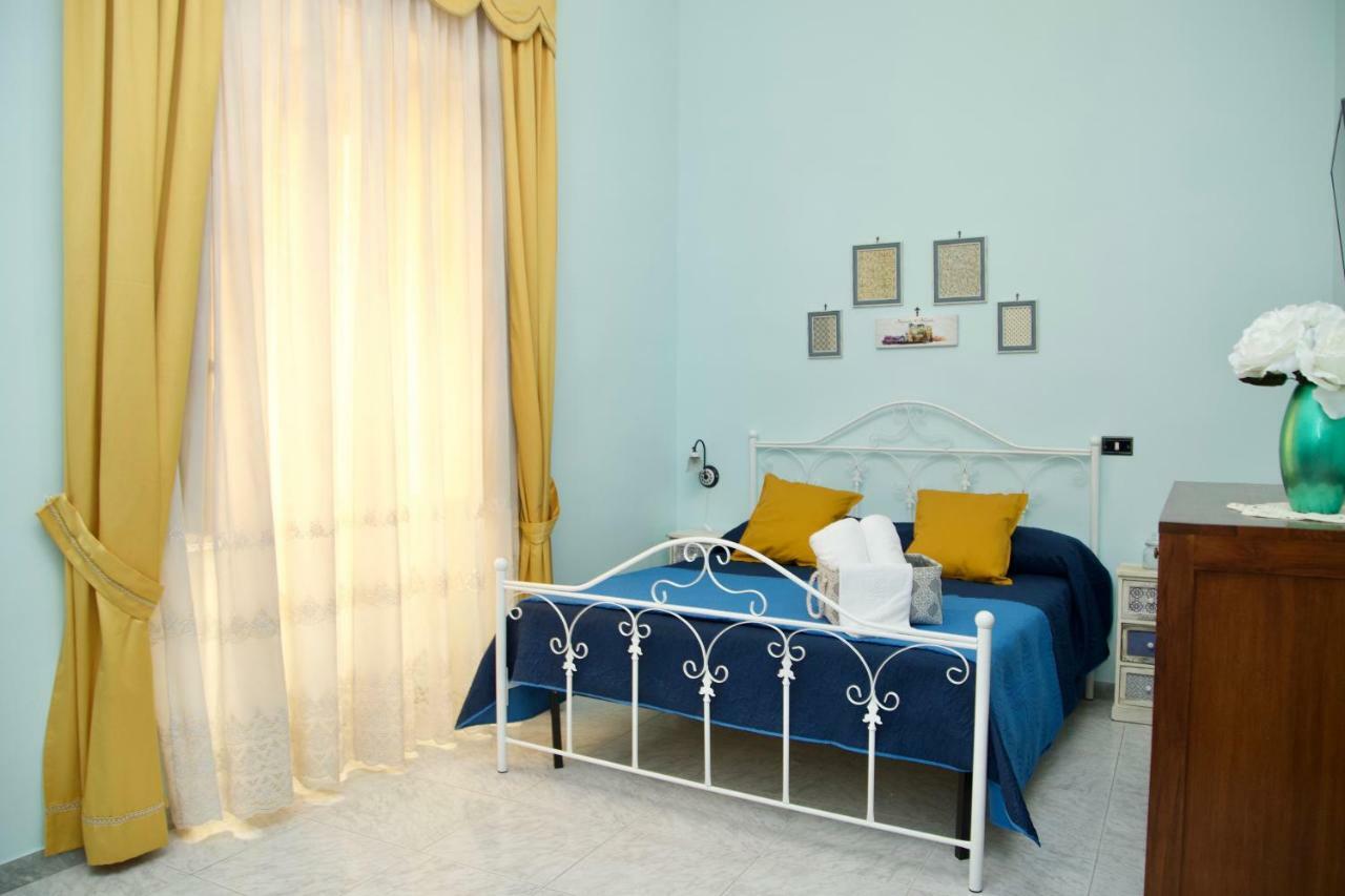 Bed and Breakfast La Terrazza Di Dante à Naples Extérieur photo
